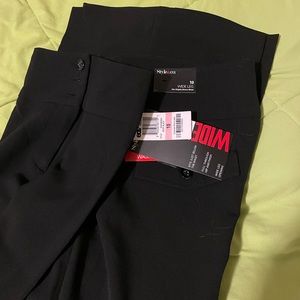 Ladies dress slacks never worn